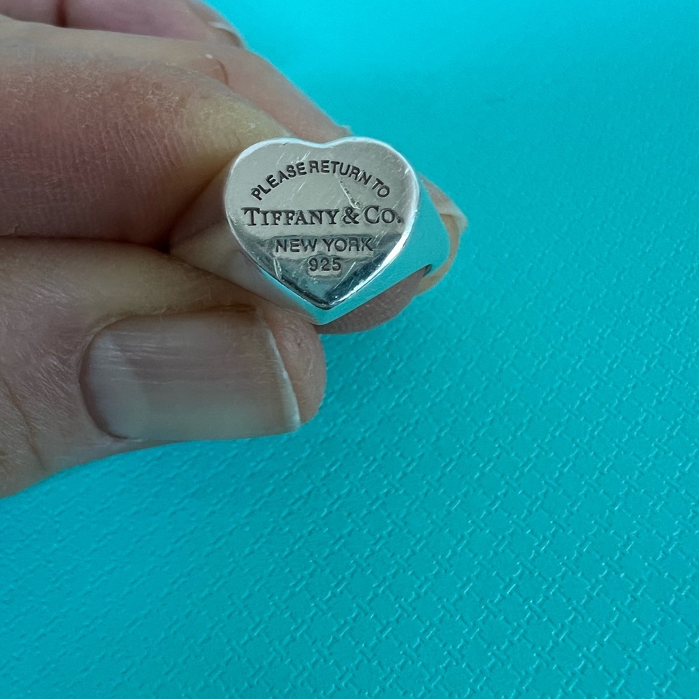 🔴🆑Authentic TIFFANY & CO RTT Vintage Heart Ring🆑🔴 - Picture 9 of 10